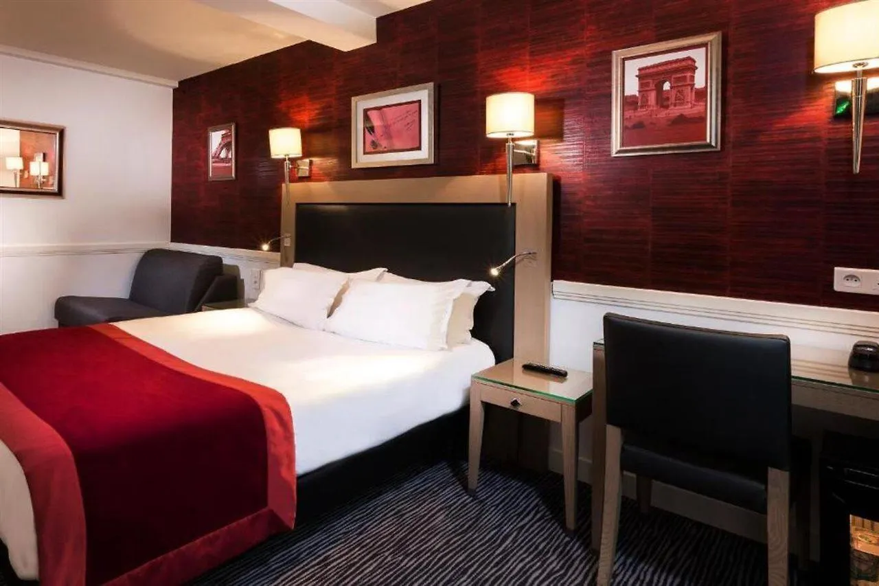 ***  Hotel Elysees Flaubert Paris France