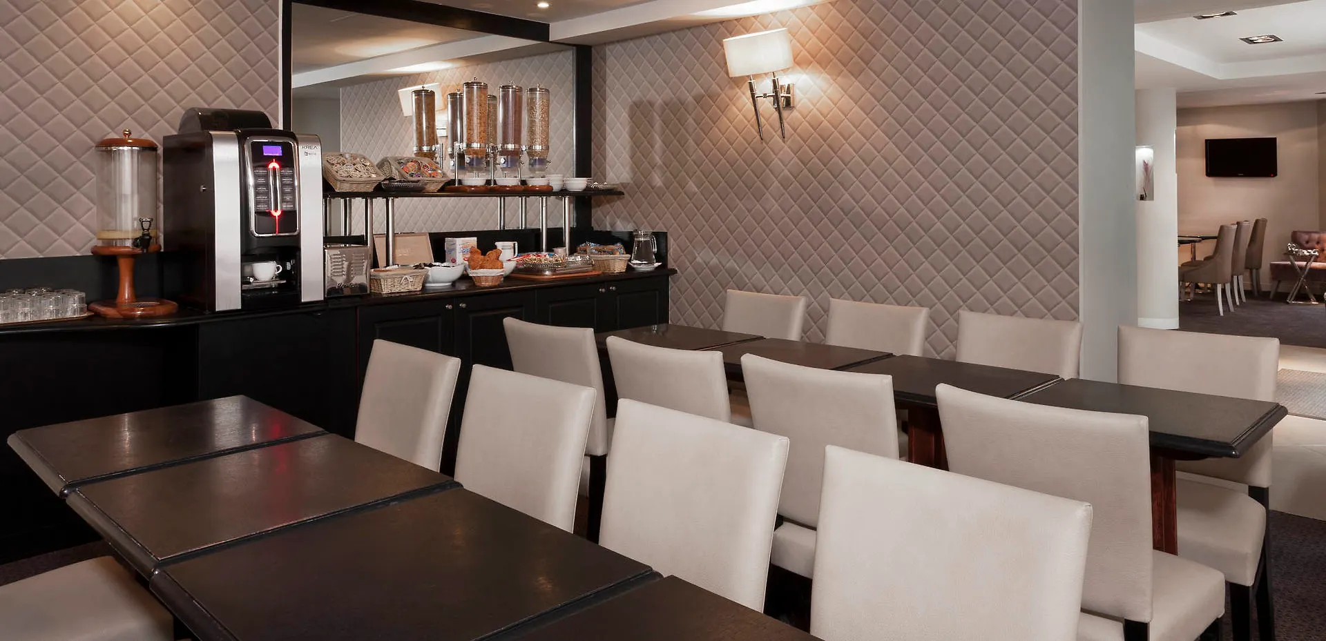 Hotel Elysees Flaubert Paris 3*,